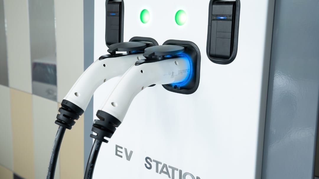 Commercial EV Charging Stations Guide Top Brands, Installation, & Cost